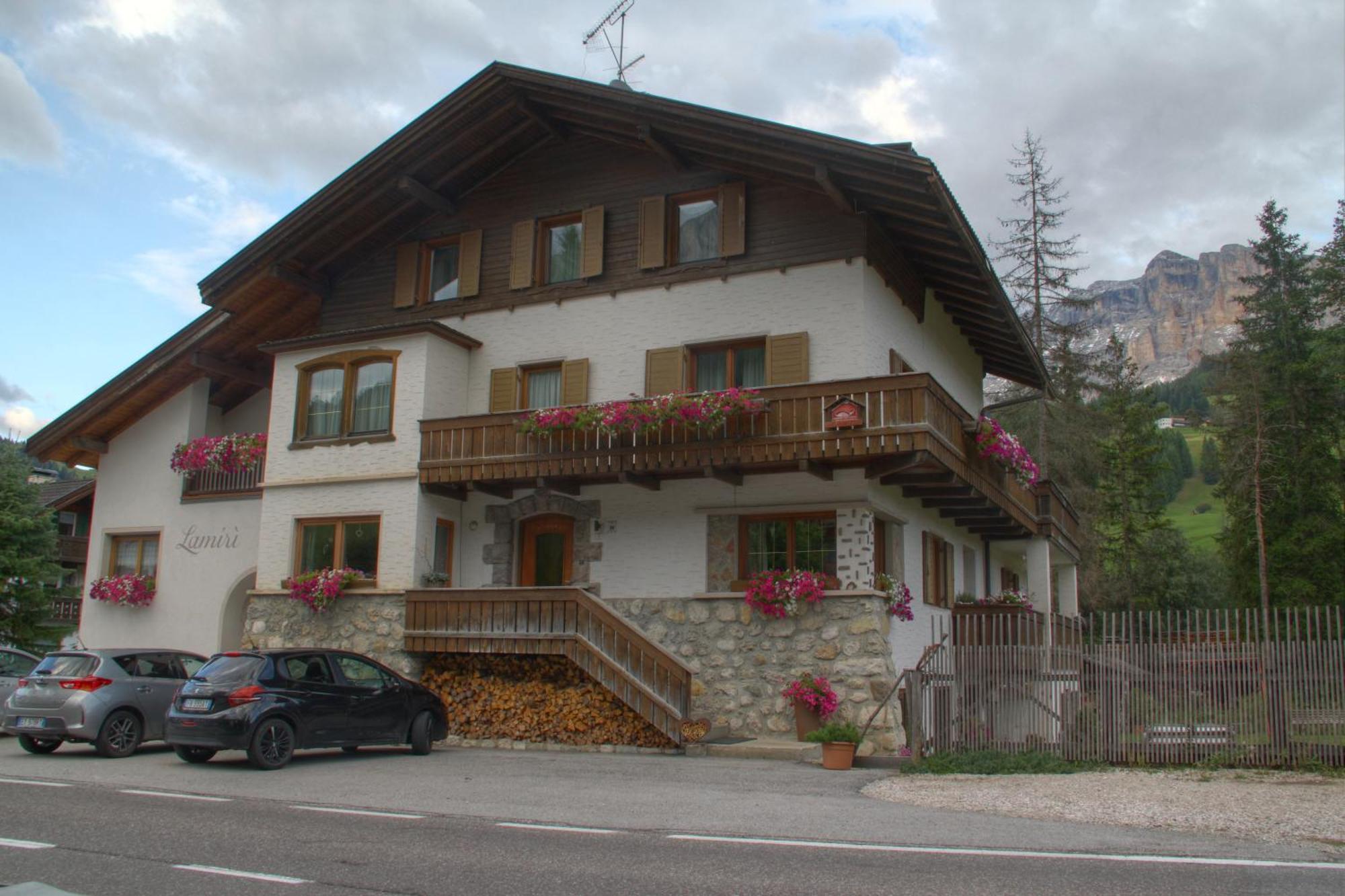 Lamiri Bed and Breakfast Badia  Buitenkant foto